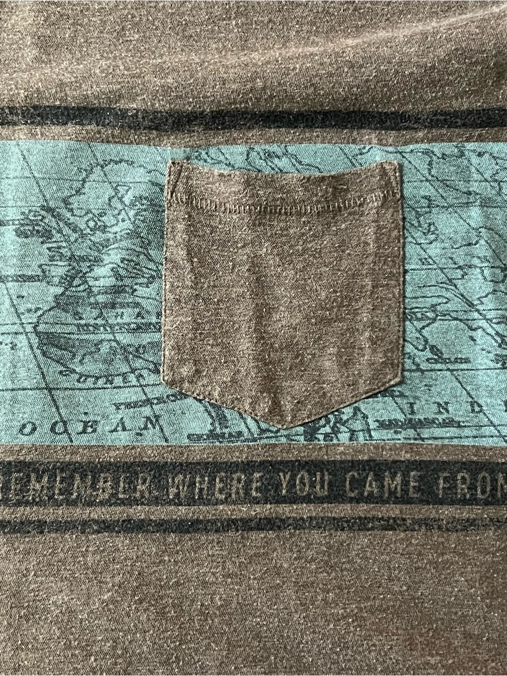 Life Is Good Brown T Shirt Remember Where You Came From World Map Men’s Medium - Picture 7 of 8